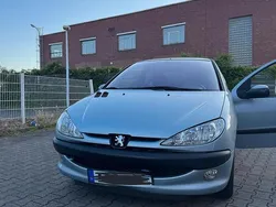 Blau Gebraucht 2004 Peugeot 206 Kleinwagen | 950 € (Guter Preis)