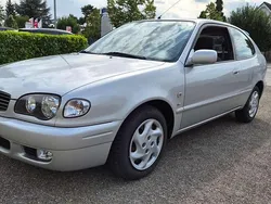 Silber Gebraucht 2001 Toyota Corolla Limousine | 4.350 € (Etwas zu teuer)