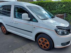 Weiß Gebraucht 2010 VW Caddy Trendline Van / Kleinbus | 8.940 € (Etwas zu teuer)