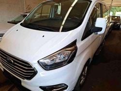 Frozen white Gebraucht 2019 Ford Transit Tourneo Van / Kleinbus | 20.224 € (Guter Preis)