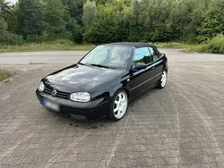 Schwarz Gebraucht 2001 VW Golf Cabriolet Cabrio | 4.600 € (Etwas zu teuer)