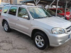 Silber Gebraucht 2005 Mazda Tribute Comfort SUV | 3.950 € (Fairer Preis)
