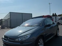 Gebraucht 2005 Peugeot 206 CC Cabrio | 2.222 € (Etwas zu teuer)