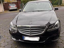 Schwarz Gebraucht 2015 Mercedes E220 Avantgarde Kombi | 10.500 € (Guter Preis)