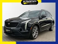 Stellar black (metallic) Gebraucht 2022 Cadillac XT4 SUV | 38.499 € (Superpreis)