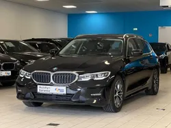 Schwarz Gebraucht 2020 BMW 320 Advantage Kombi | 19.599 € (Fairer Preis)