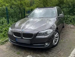 Grau Gebraucht 2013 BMW 520 Kombi | 8.700 € (Fairer Preis)