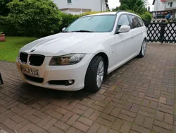 Weiß Gebraucht 2011 BMW 318 Kombi | 8.000 € (Teuer)