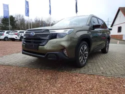 Autumn green Neu 2025 Subaru Forester Platinum SUV | 46.173 € (Etwas zu teuer)