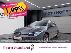 Grau Gebraucht 2024 VW Golf VIII Move Limousine | 25.977 € (Superpreis)