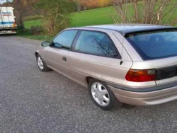Grau Gebraucht 1997 Opel Astra Kombi | 2.200 € (Fairer Preis)