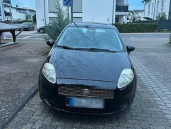 Schwarz Gebraucht 2008 Fiat Punto Kleinwagen | 2.000 € (Etwas zu teuer)