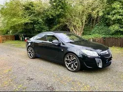 Schwarz Gebraucht 2011 Opel Insignia OPC Limousine | 12.000 €