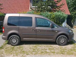 Braun Gebraucht 2011 VW Caddy Van / Kleinbus | 5.850 € (Fairer Preis)