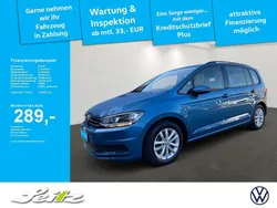 Blau Gebraucht 2017 VW Touran Comfortline Van / Kleinbus | 19.399 € (Teuer)