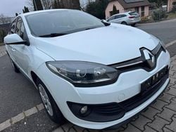 Weiß Gebraucht 2015 Renault Mégane GrandTour Authentique Kombi | 6.390 € (Fairer Preis)