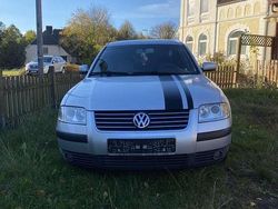 Gebraucht 2001 VW Passat Limousine | 1.000 € (Guter Preis)