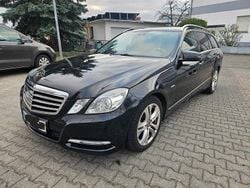 Schwarz Gebraucht 2010 Mercedes E220 Avantgarde Kombi | 7.900 € (Fairer Preis)