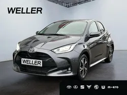 Grau Neu 2025 Toyota Yaris Hybrid Kleinwagen | 28.790 €
