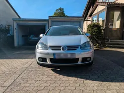 Silber Gebraucht 2008 VW Golf V Limousine | 2.700 € (Etwas zu teuer)