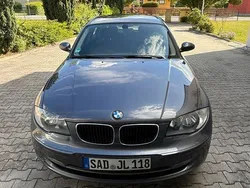 Grau Gebraucht 2007 BMW 118 Kleinwagen | 3.900 € (Fairer Preis)