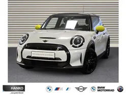 White silver Gebraucht 2022 Mini Cooper SE Classic Kleinwagen | 16.900 € (Etwas zu teuer)