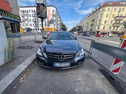Grau Gebraucht 2010 Mercedes E220 Limousine | 10.900 € (Guter Preis)