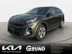 (agt) interstellar grau met. Gebraucht 2021 Kia e-Niro Spirit SUV | 22.950 € (Fairer Preis)