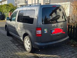 Grau Gebraucht 2012 VW Caddy Van / Kleinbus | 9.200 € (Teuer)
