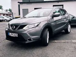 Gun metallic (m) Gebraucht 2014 Nissan Qashqai SUV | 7.999 € (Fairer Preis)