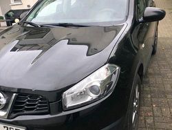 Schwarz Gebraucht 2011 Nissan Qashqai SUV | 4.900 €