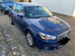 Blau Gebraucht 2012 Audi A1 Attraction Kleinwagen | 4.000 € (Guter Preis)