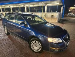 Blau Gebraucht 2009 VW Passat Kombi | 3.300 € (Fairer Preis)