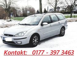 Grau Gebraucht 2006 Ford Focus Ghia Limousine | 1.599 € (Guter Preis)