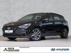 Schwarz Gebraucht 2023 Hyundai i30 Trend Limousine | 20.480 € (Superpreis)