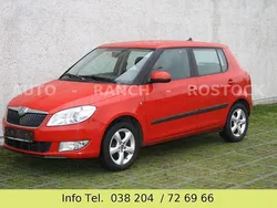 Rot Gebraucht 2010 Skoda Fabia Limousine | 2.150 € (Guter Preis)