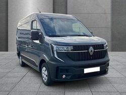 Grau Neu 2025 Renault Master Limousine | 35.932 € (Guter Preis)