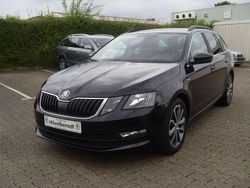 Schwarzmagic perleffekt Gebraucht 2018 Skoda Octavia Ambition Kombi | 22.950 €