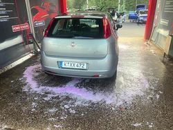 Grau Gebraucht 2008 Fiat Punto Kleinwagen | 2.000 € (Fairer Preis)