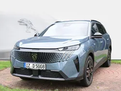Blau Neu 2025 Peugeot 5008 Allure Van / Kleinbus | 41.200 € (Guter Preis)