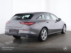 Grau Gebraucht 2024 Mercedes CLA180 Shooting Brake Progressive Kombi | 27.990 € (Guter Preis)