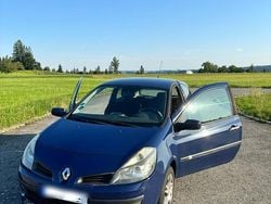 Blau Gebraucht 2007 Renault Clio II Kleinwagen | 1.099 € (Guter Preis)