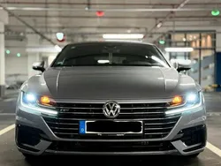 Grau Gebraucht 2020 VW Arteon R-line Limousine | 33.000 €