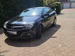 Schwarz Gebraucht 2009 Opel Astra Cabriolet Cabrio | 3.200 € (Fairer Preis)