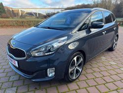 Blau Gebraucht 2015 Kia Carens Spirit Van / Kleinbus | 10.299 € (Fairer Preis)