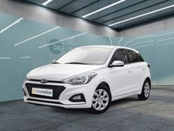 Weiß Gebraucht 2020 Hyundai i20 Active Limousine | 15.480 € (Fairer Preis)