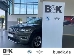Grau metallic granite crystal met. clear coat Gebraucht 2018 Jeep Compass Limited SUV | 24.990 € (Teuer)