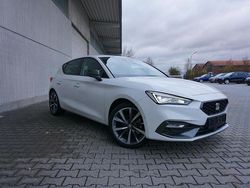 Nevada weiß Gebraucht 2024 Seat Leon FR Limousine | 28.895 € (Teuer)