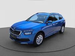 Raceblau Gebraucht 2024 Skoda Kamiq Ambition SUV | 24.040 € (Fairer Preis)