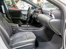 Grau Gebraucht 2025 Mercedes A220 Edition Limousine | 44.440 € (Teuer)